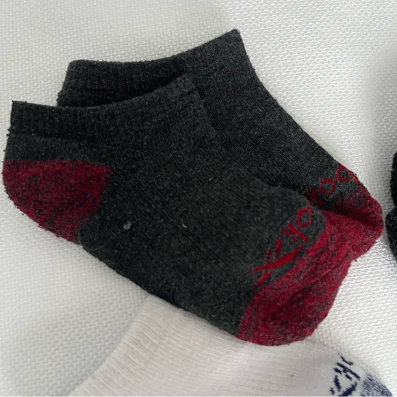 Reebok Toddler None Show socks 6 pairs size 2T -4T - Picture 4 of 7